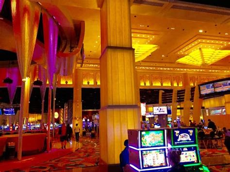 THE 10 CLOSEST Hotels to Hollywood Casino Columbus.